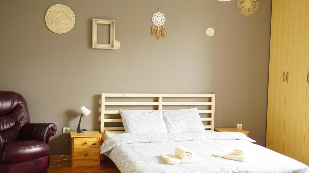 Green Land Apartment Belgrade Extérieur photo